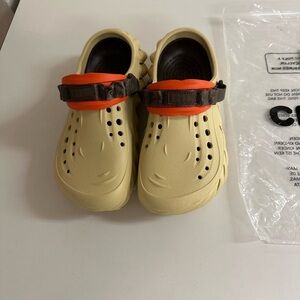 Echo Crocs Cream and Orange Mules Perforated Comfort Design Men’s 6/Women’s 8.